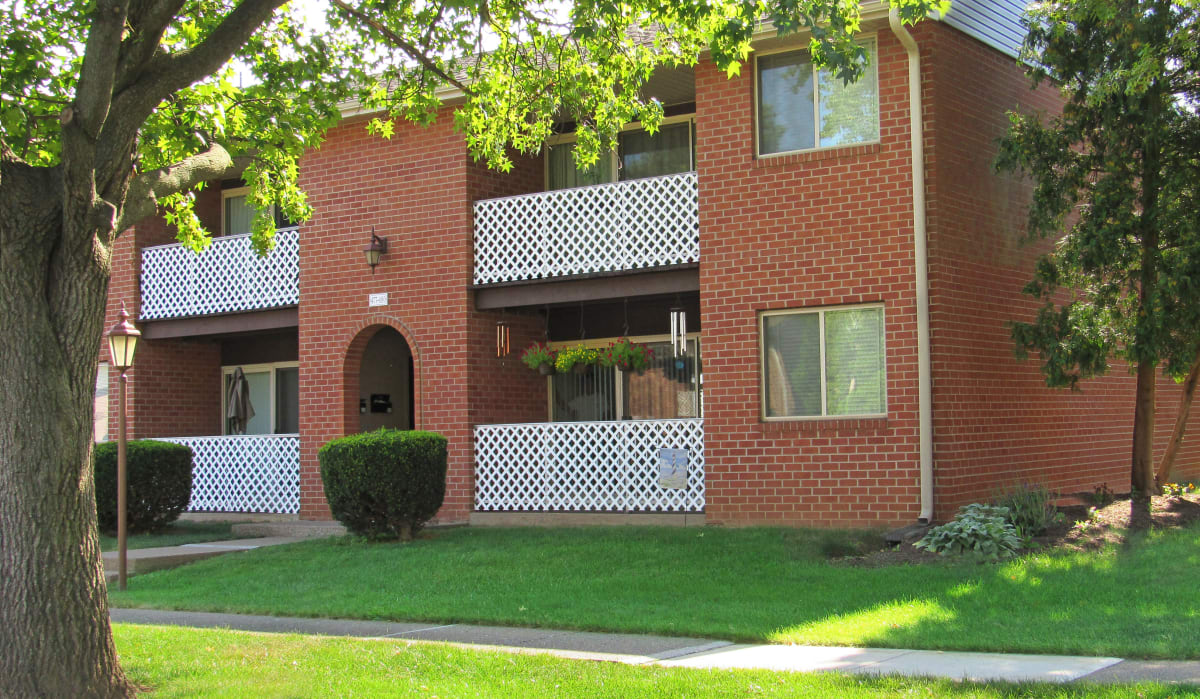 Mechanicsburg Aprtment Rentals Delbrook Manor Photos